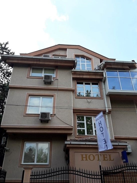 Aristocrat Hotel